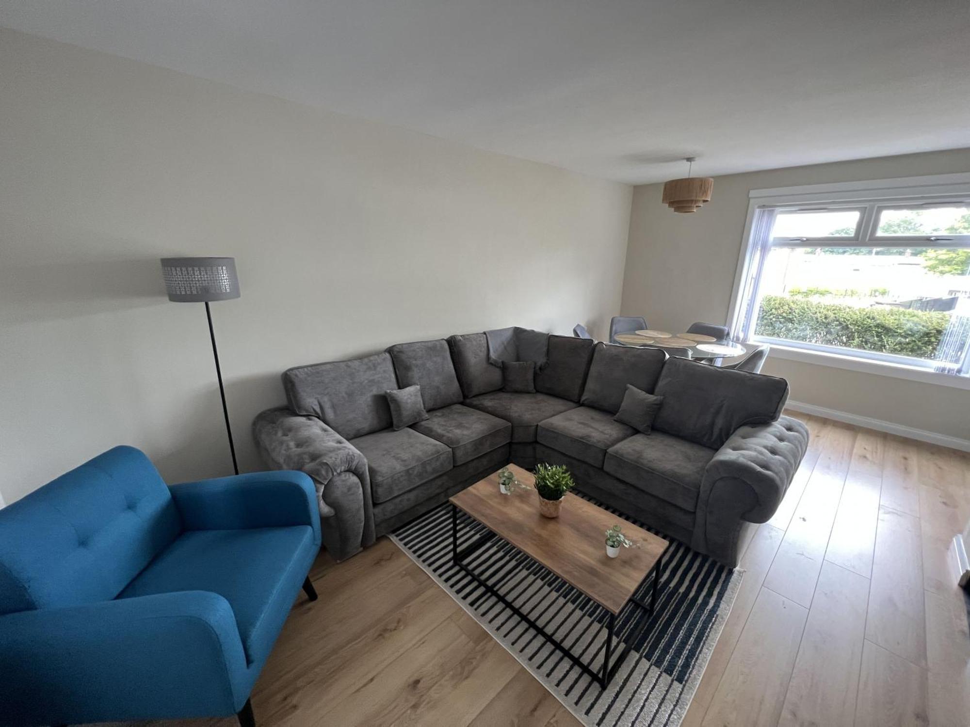 Alexander Road Villa Glenrothes Bagian luar foto